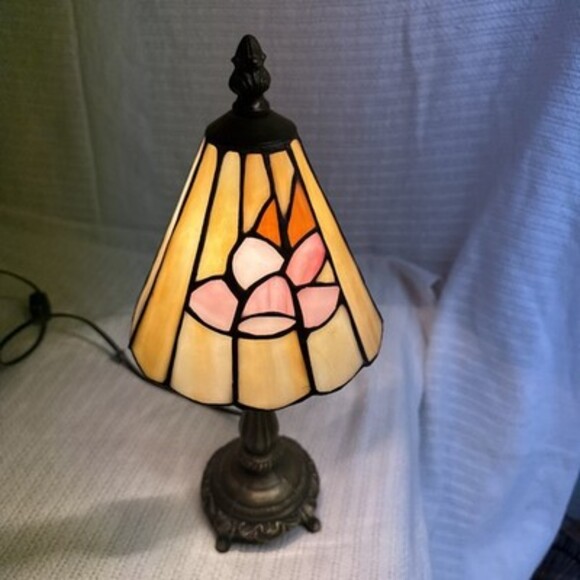 Other - Tiffany Style Stained Glass Floral Lamp 14” Tall Art Nouveau